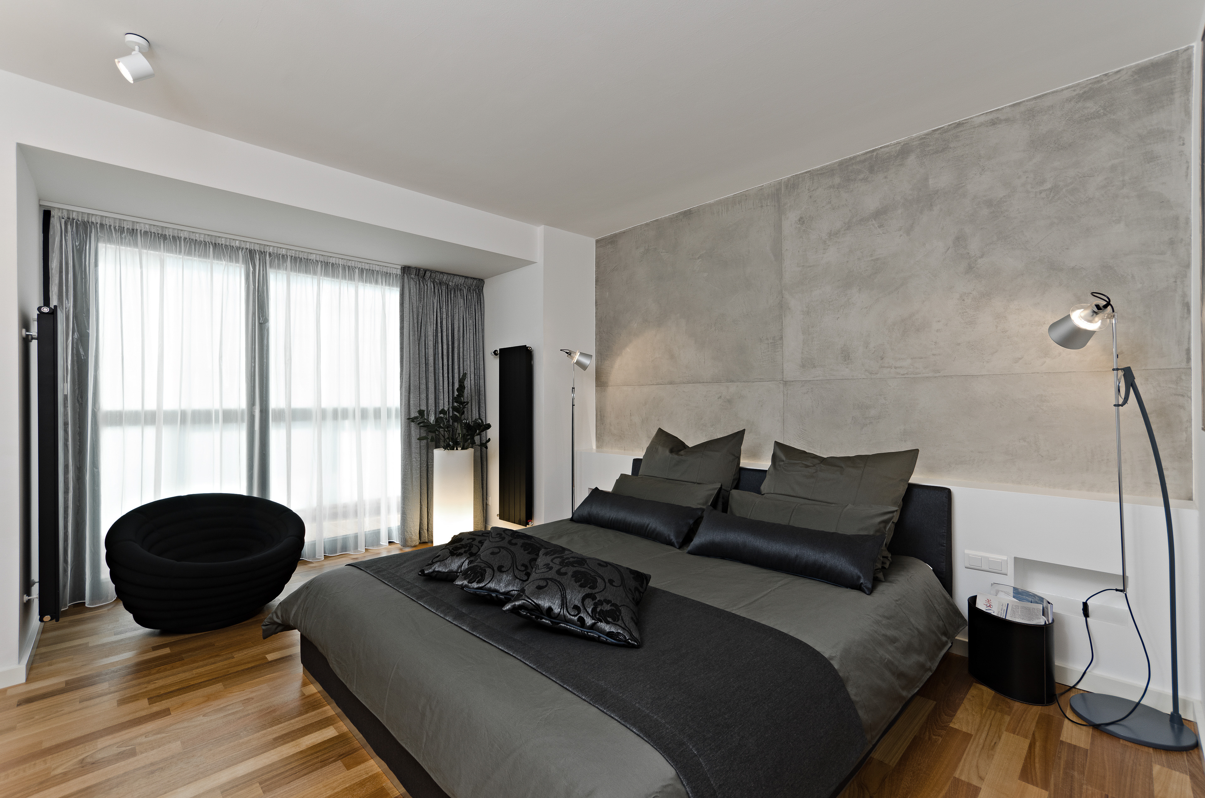 Obrázek - (Galerie) Ložnice s betonovou stěrkou - 2
