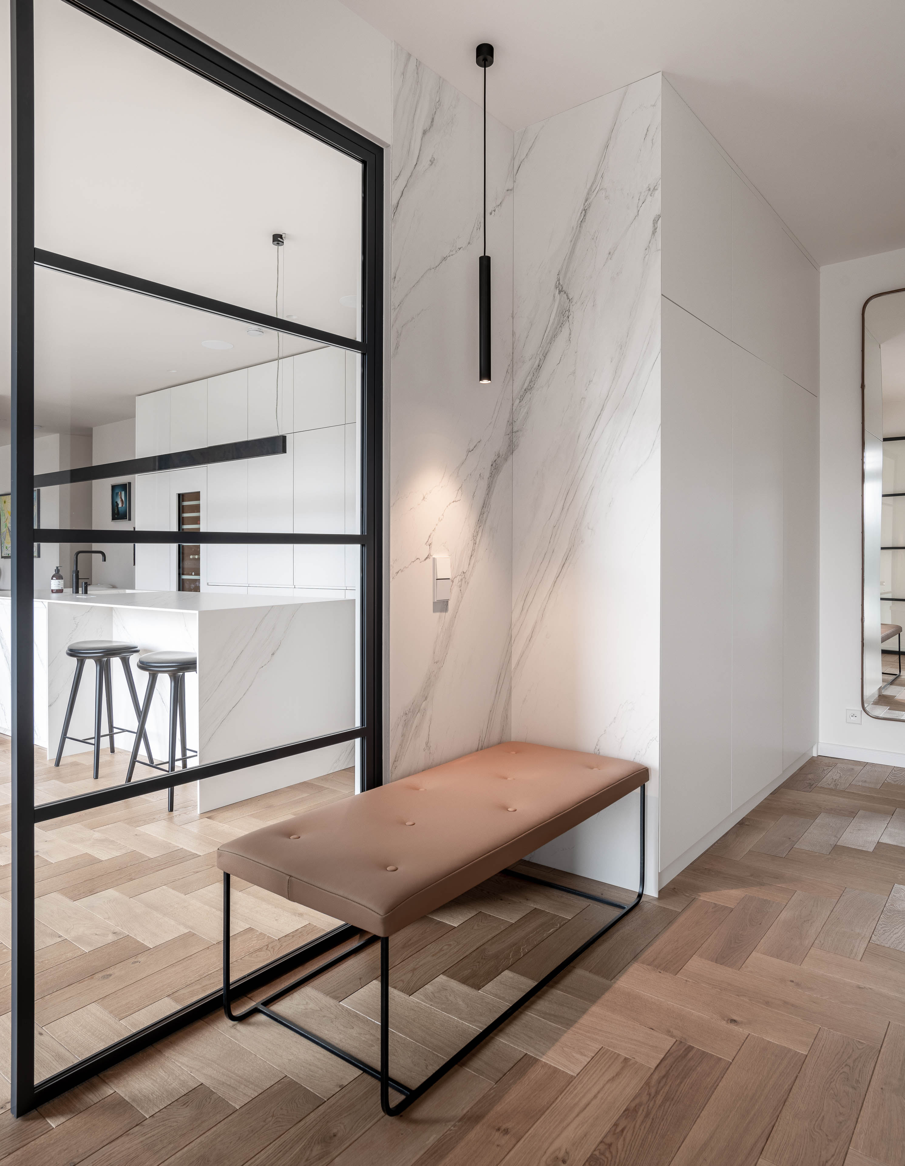 Vstupní hala s mramorovým koutem