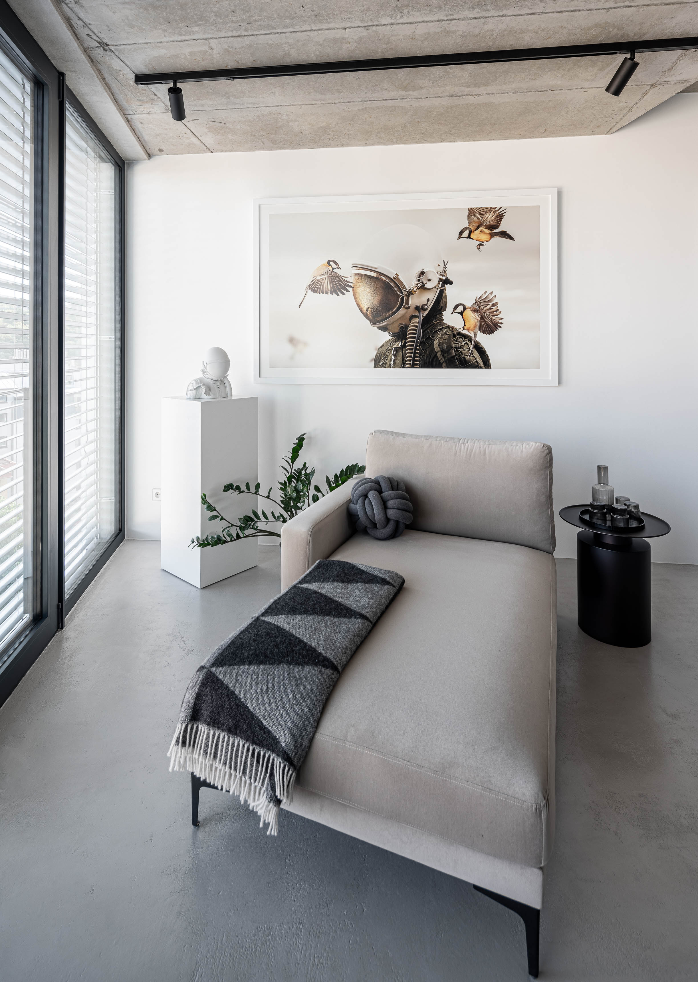 Obrázek - (Galerie) Obývací pokoj v betonovém loftu - 7