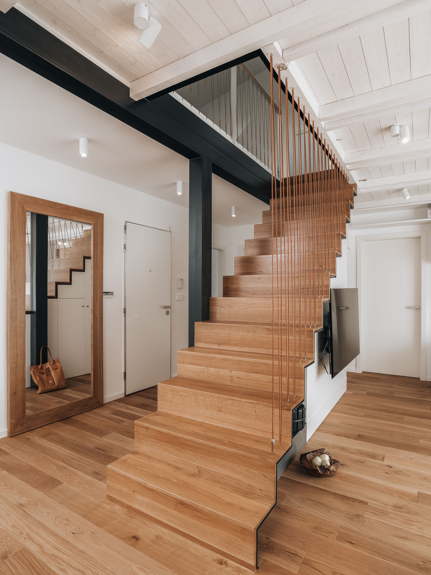 Image - (Portfolio) Attic apartment MALVAZINKY - 3