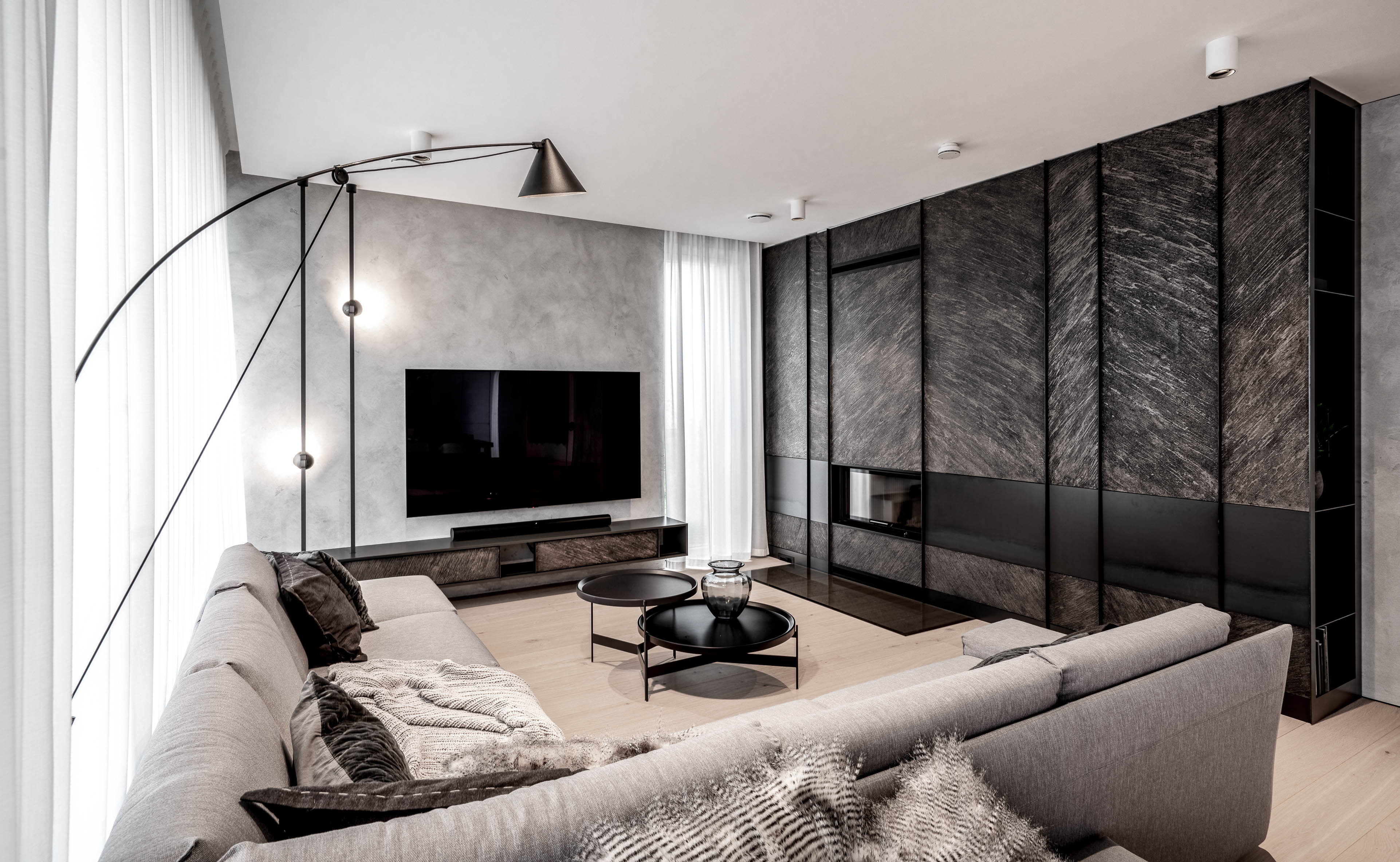 Obývací pokoj s krbem