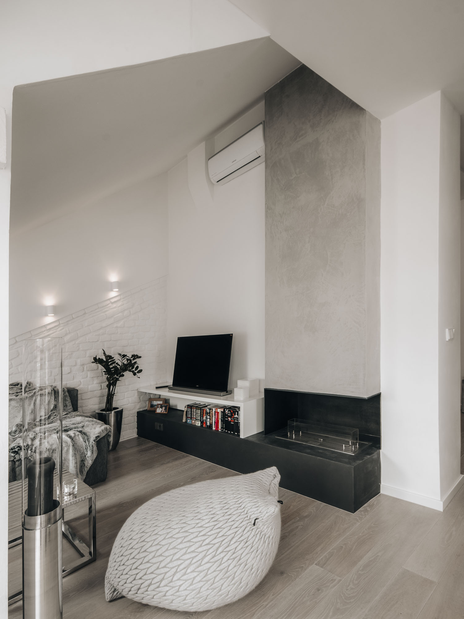 Image - (Portfolio) OSTROVSKÉHO Attic Apartment - 5