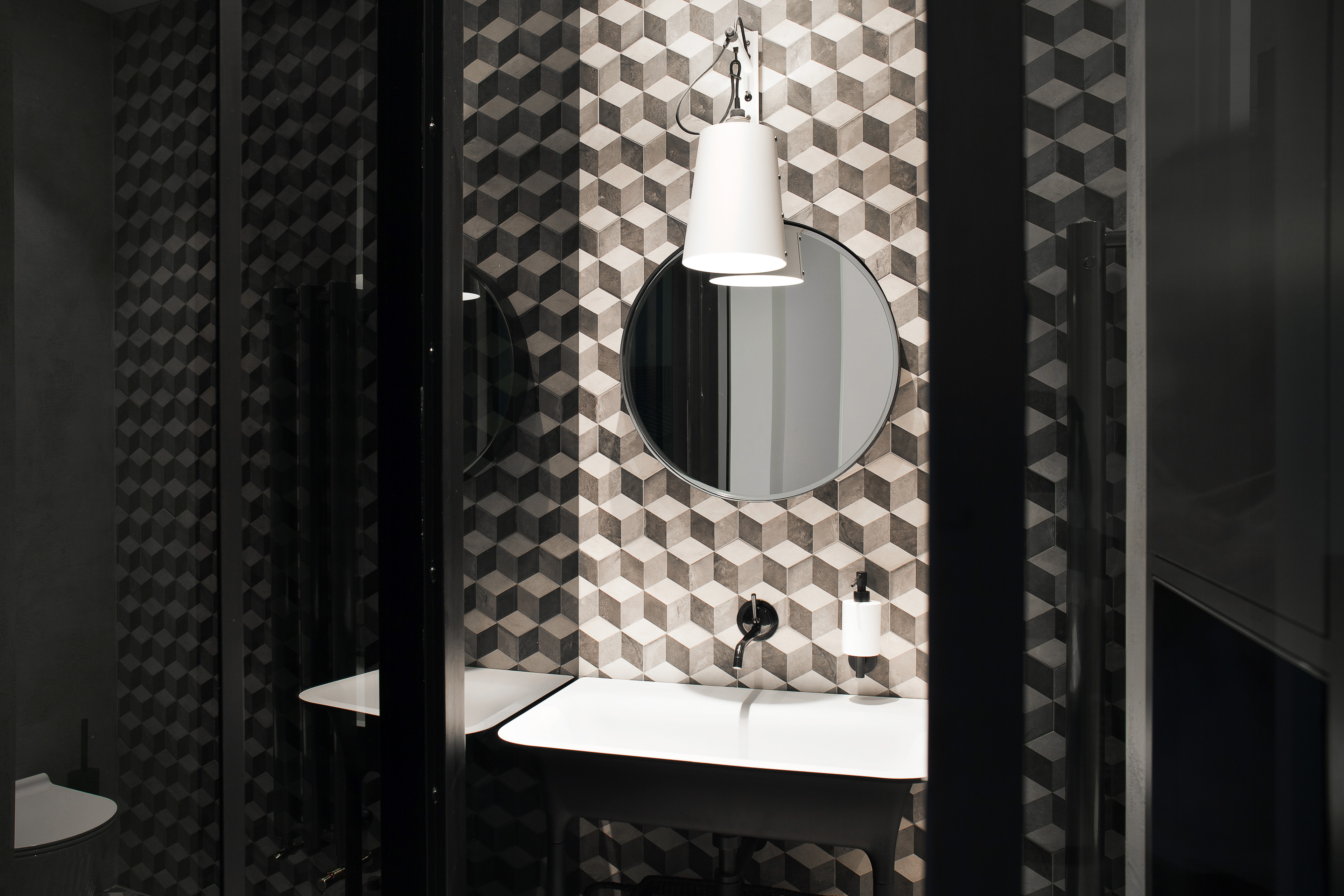 Obrázek - (Galerie) Koupelna s hexagony