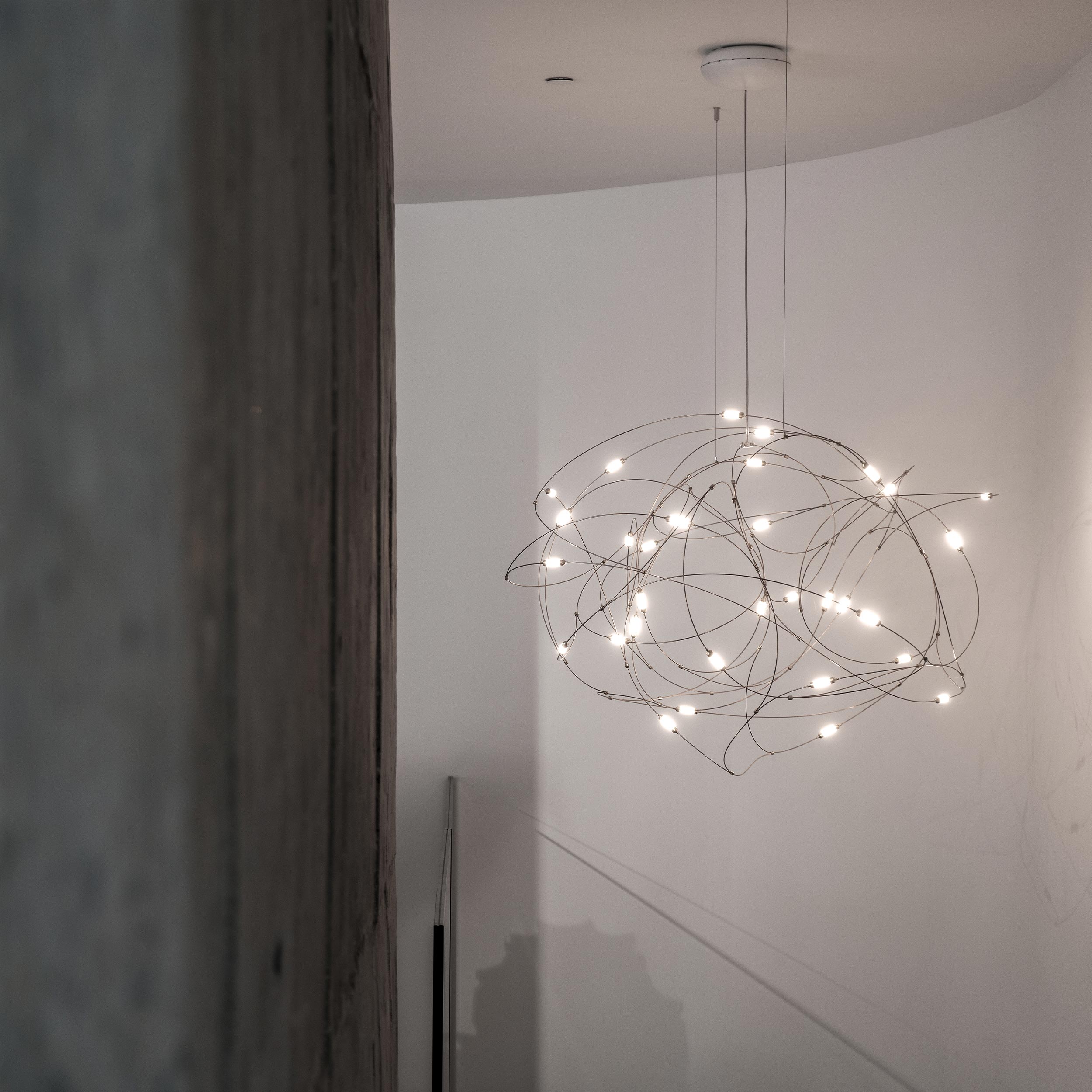 Image - (Gallery) Detail of the Moooi Flock of Light Pendant Light - 01