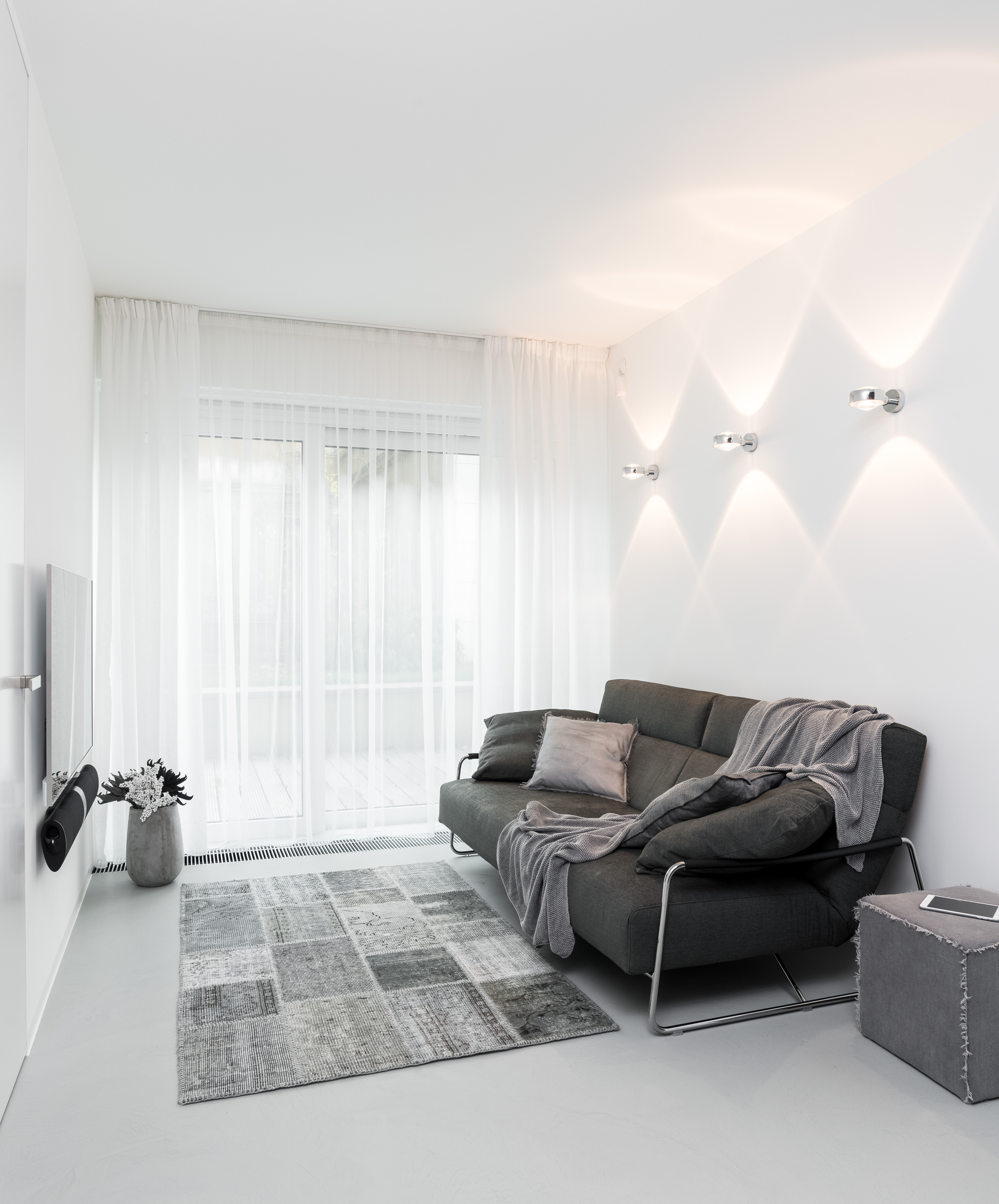 Image - (Gallery) Living room with study