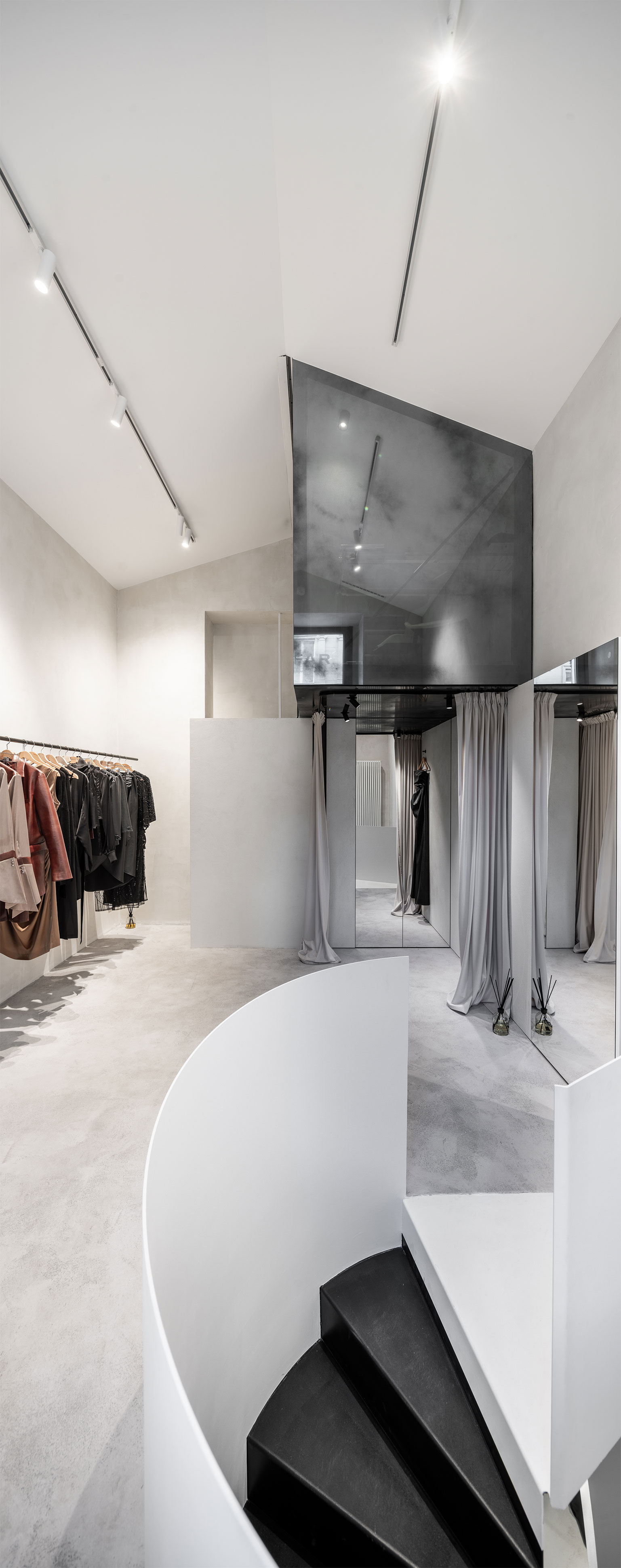 Obrázek - (Galerie) Designovy butik v minimalistickém stylu - 08