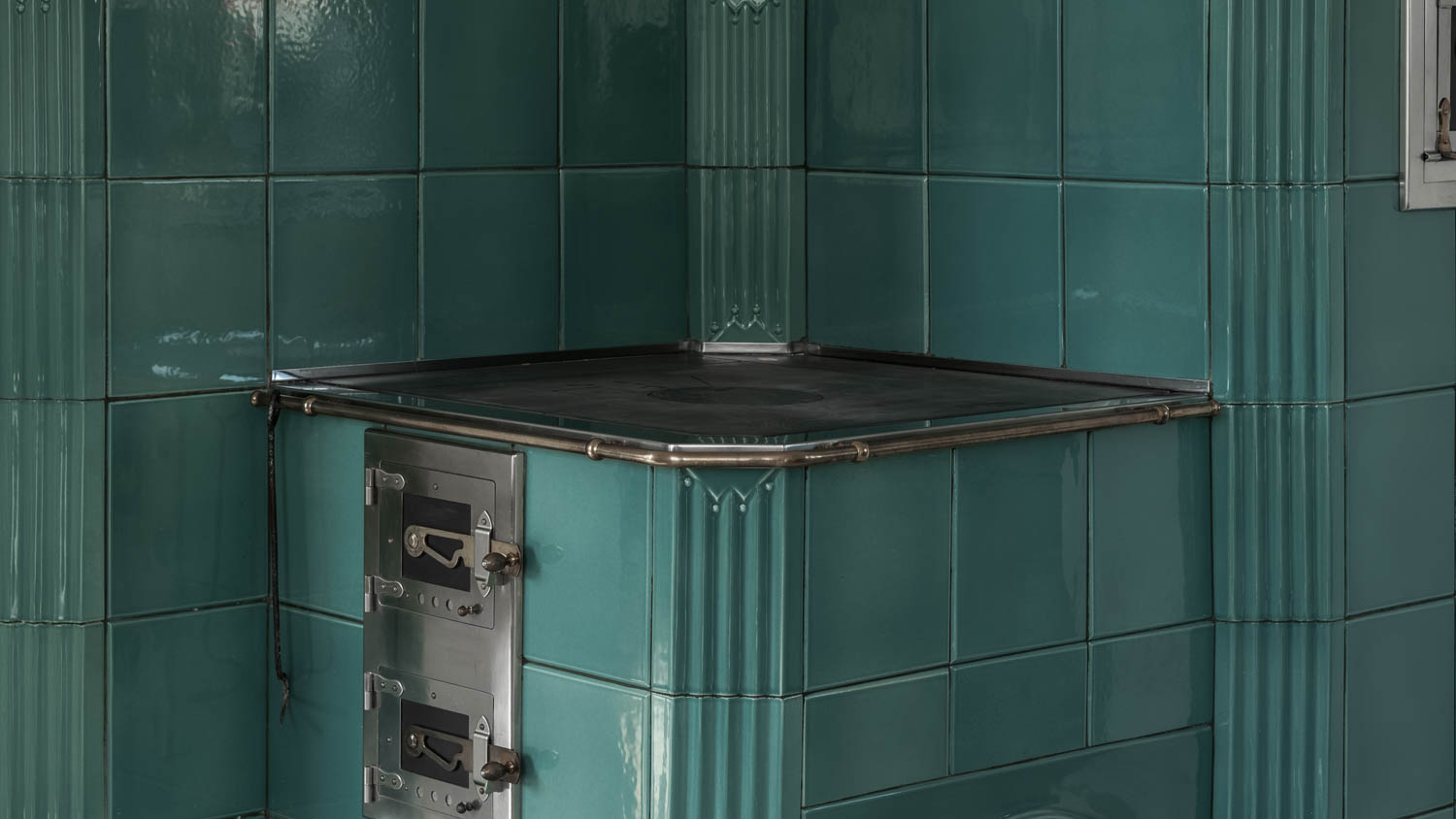 BEROUN - villa with tile stove