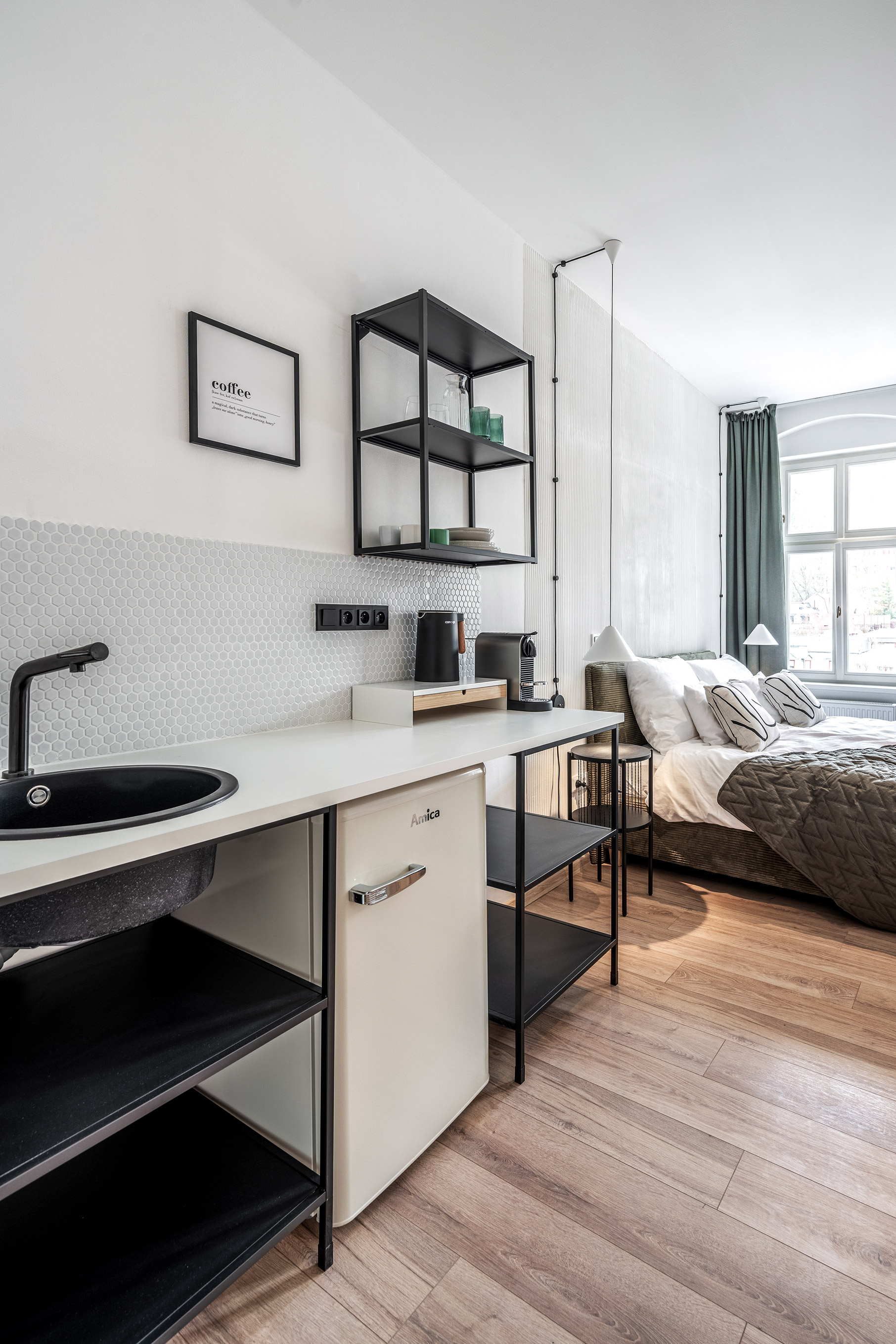 Obrázek - (Galerie) Hotelový apartmán v minimalistickém stylu - 02
