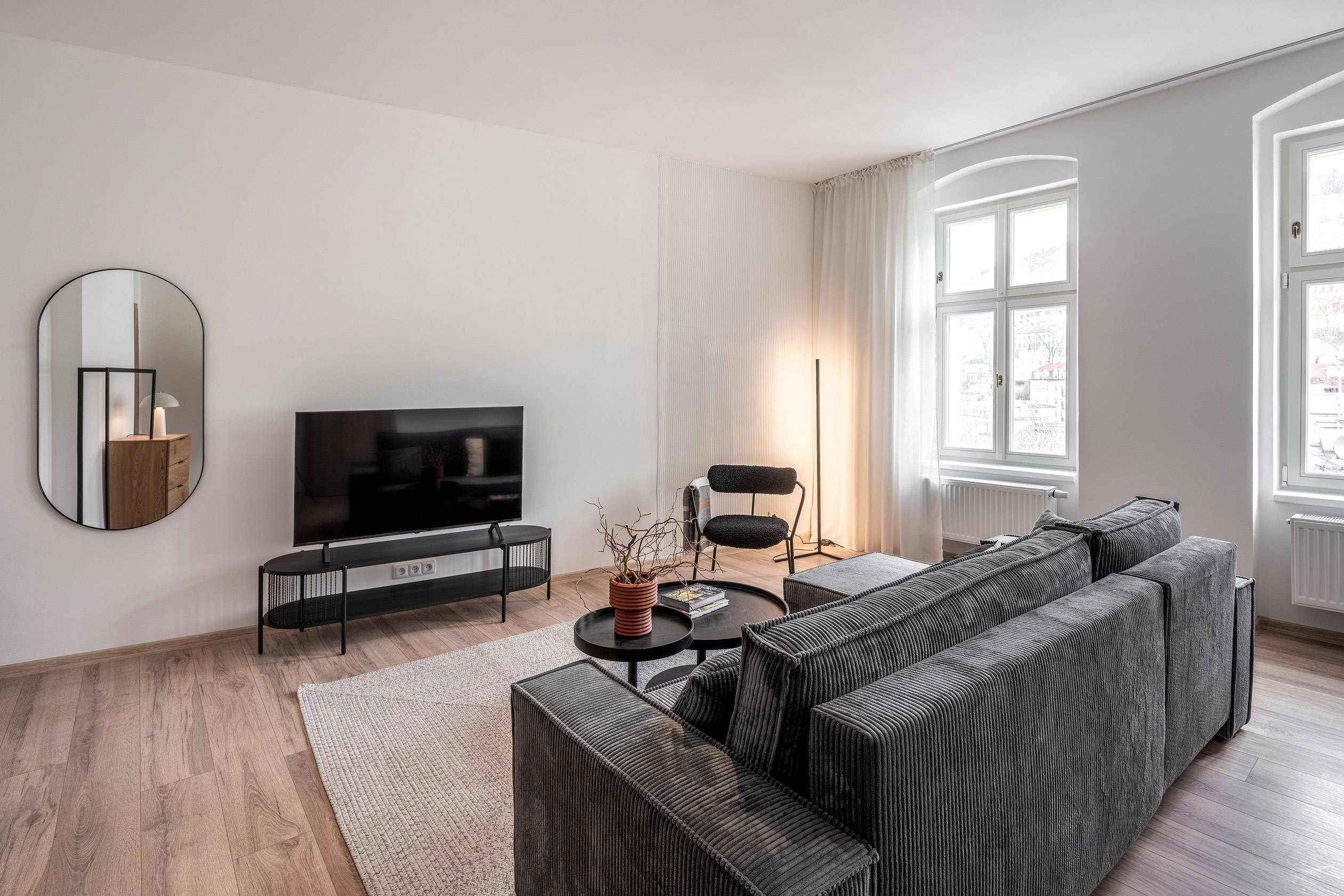 Obrázek - (Galerie) Hotelový apartmán v minimalistickém stylu - 07