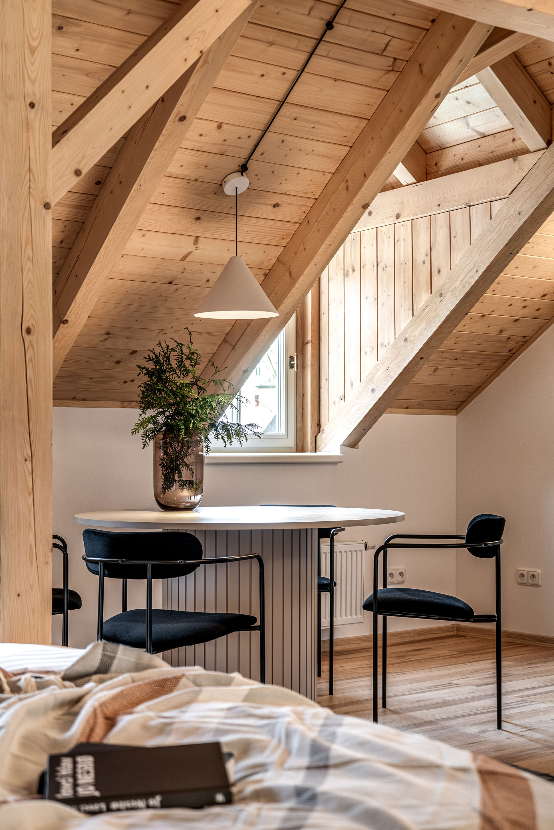 Image - (Gallery) The interior renovation of an attic hotel apartment - 06