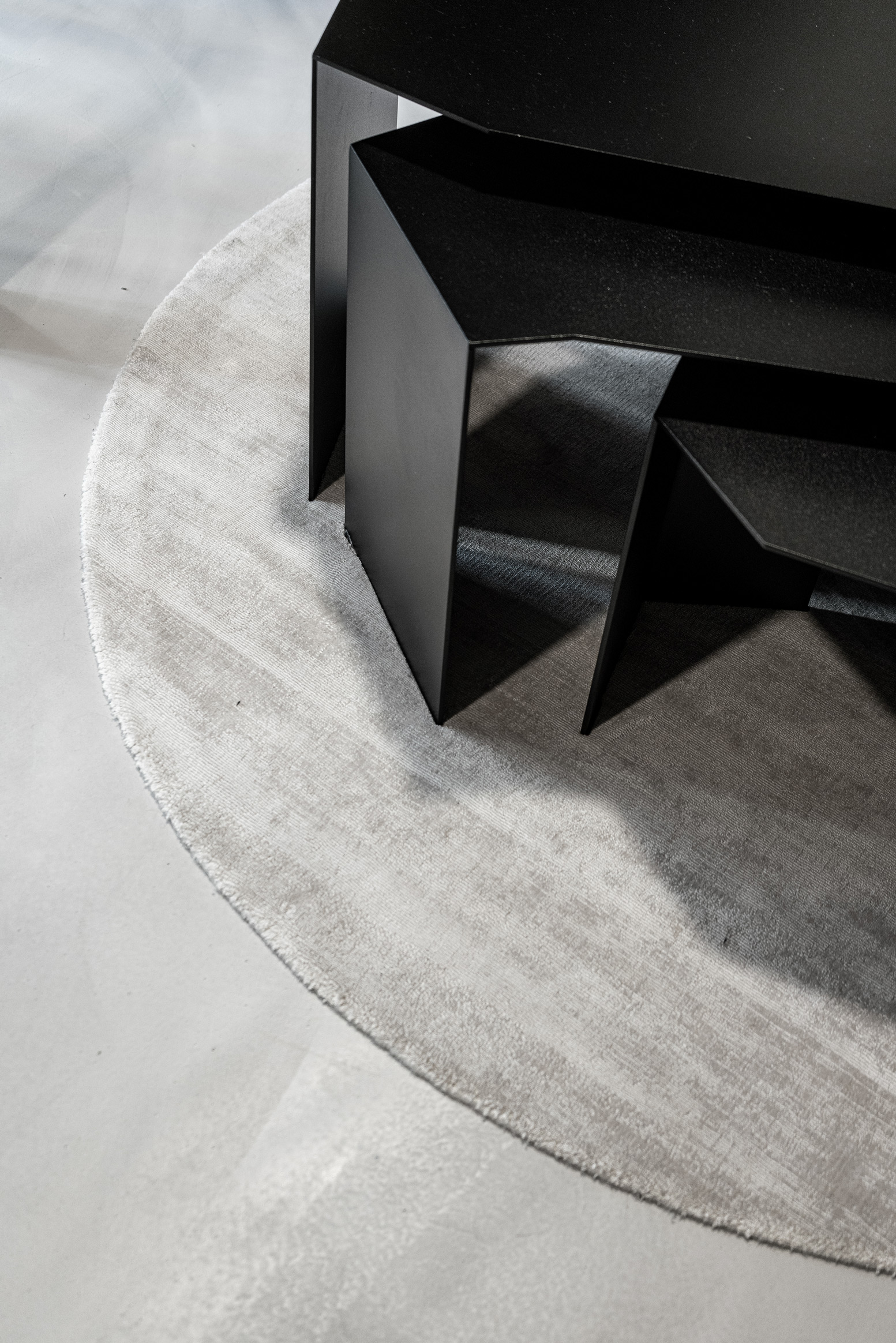 Image - (Gallery) Coffee table detail