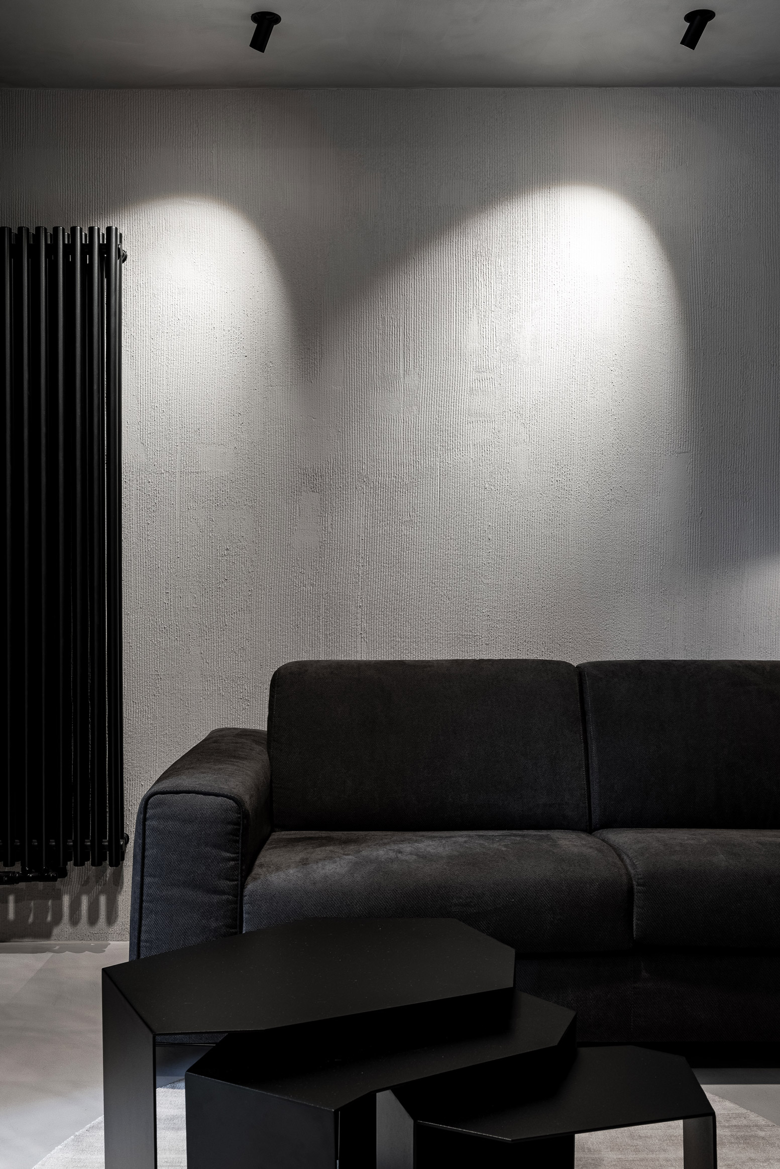 Obrázek - (Galerie) Realitní kancelář v minimalistickém stylu - 14